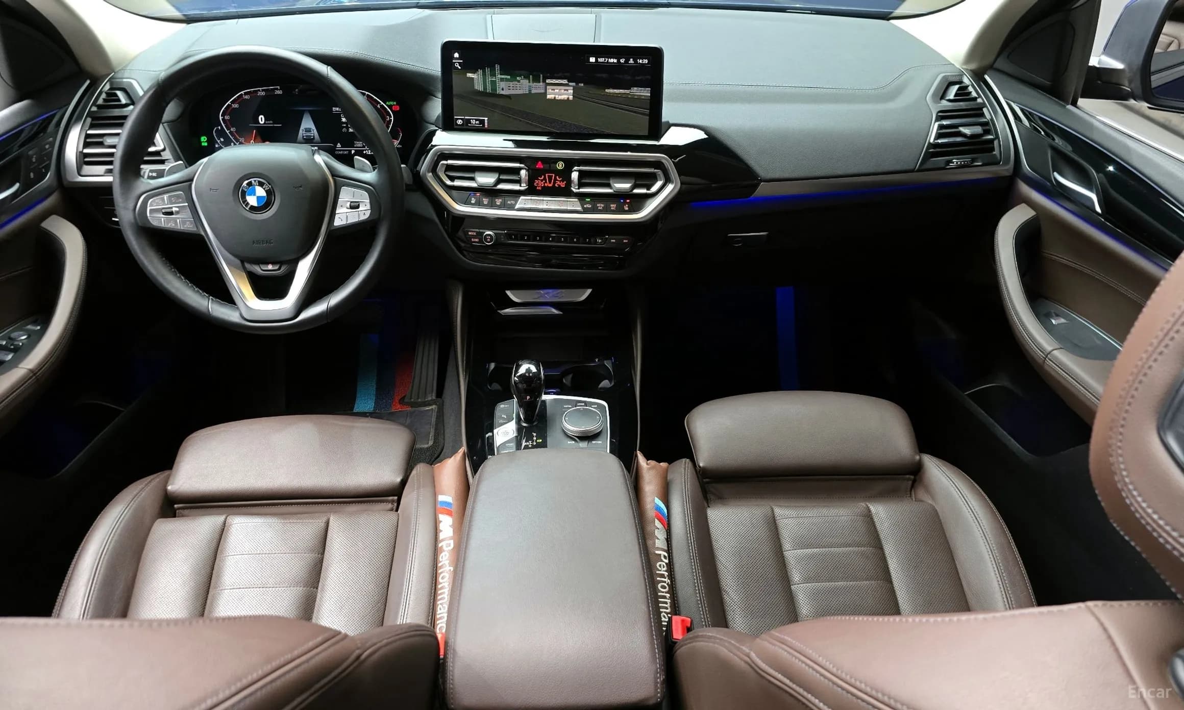 X4 (G02)
