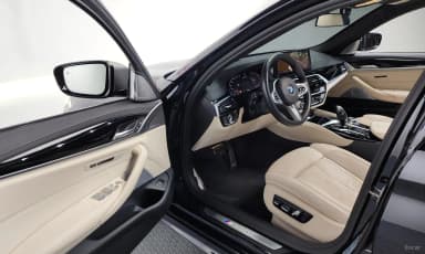 5 Series (G30)