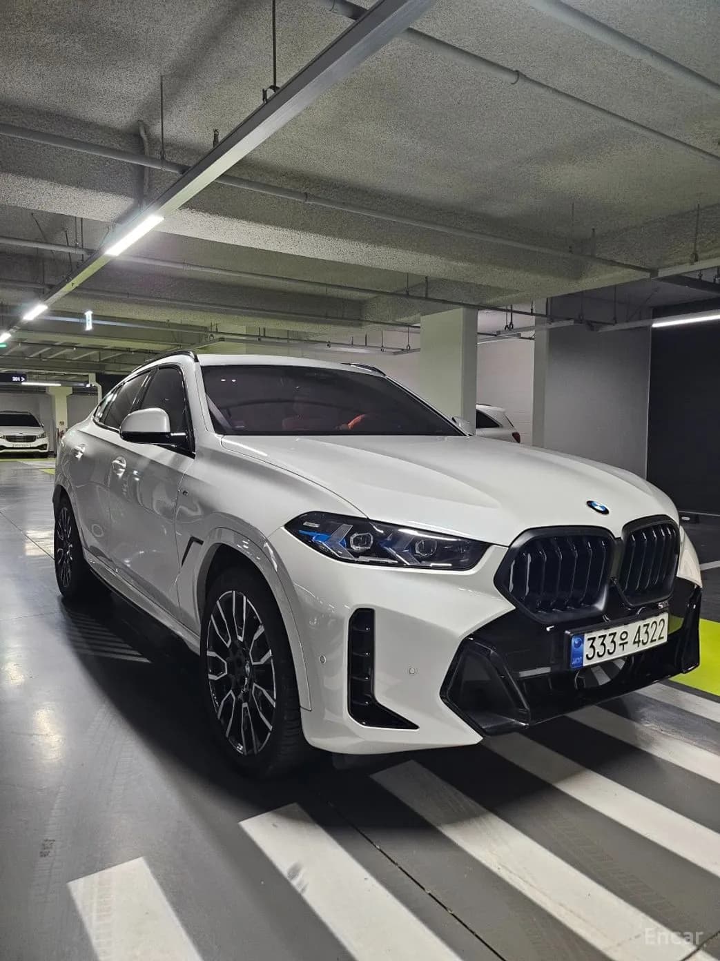 X6 (G06)