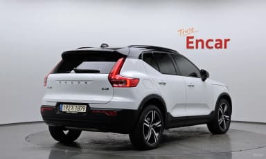 XC40