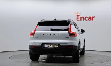 XC40