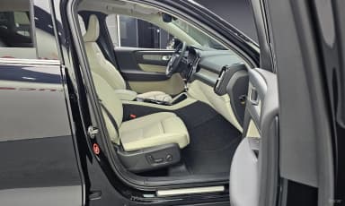 XC40
