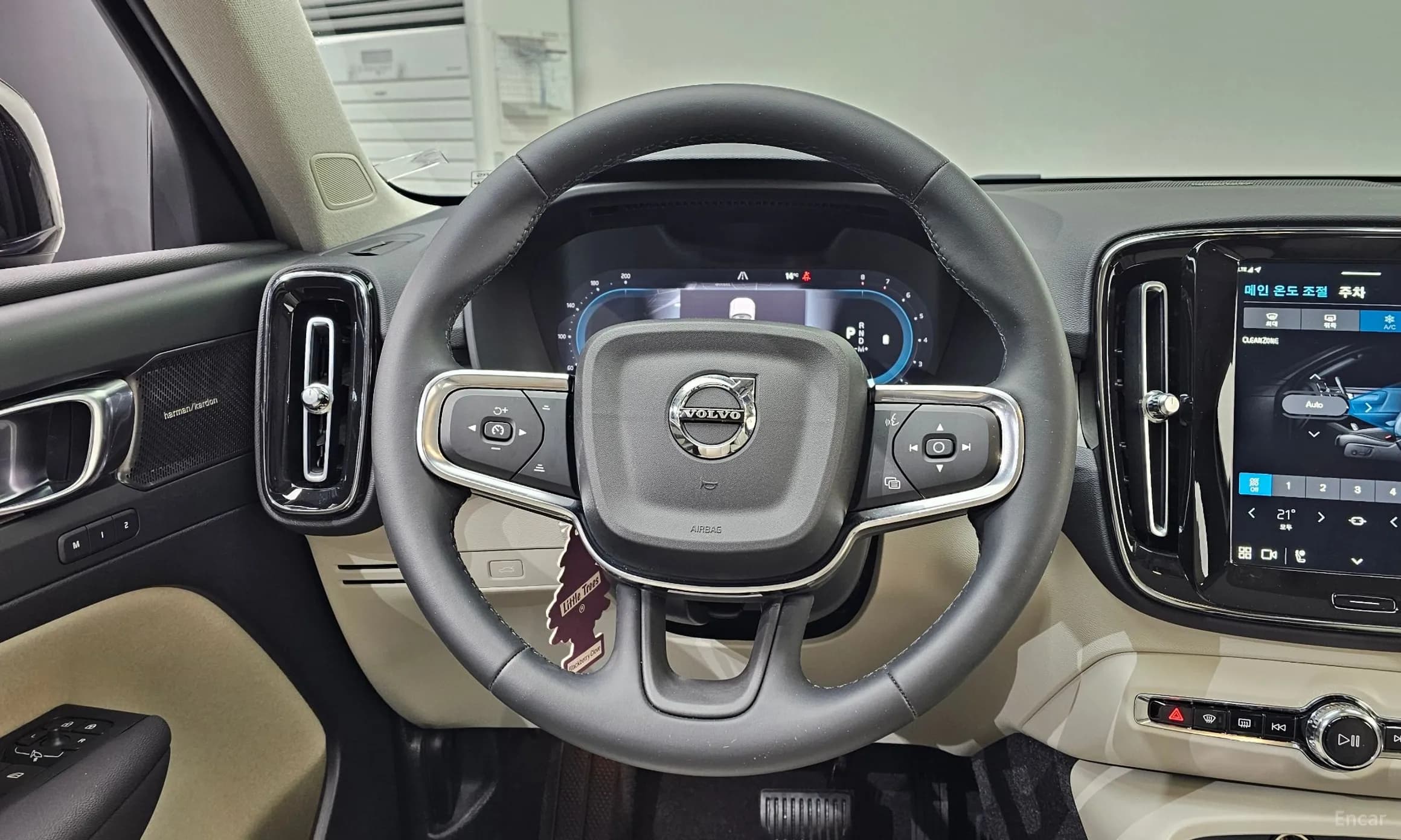 XC40