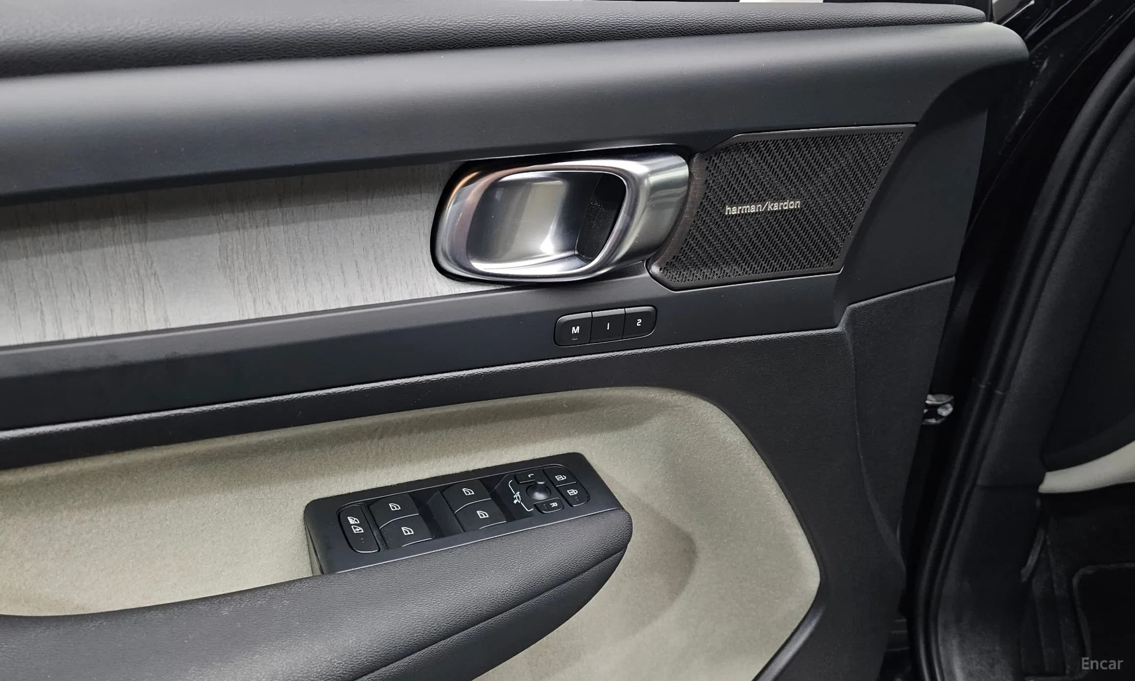 XC40
