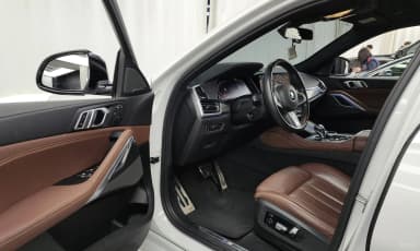 X6 (G06)