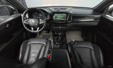 Rexton Sports Khan