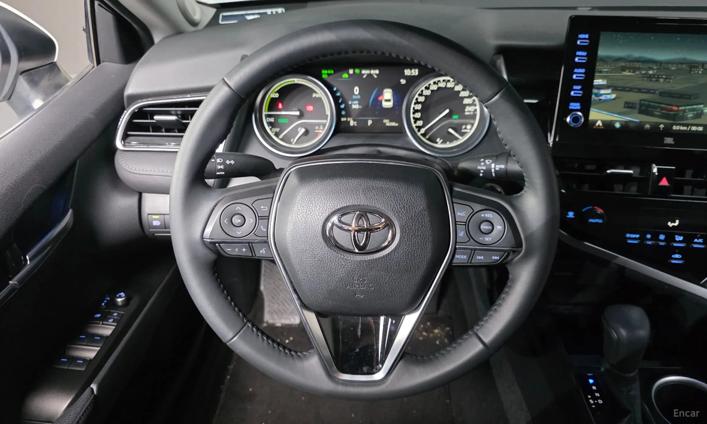 Camry (XV70)