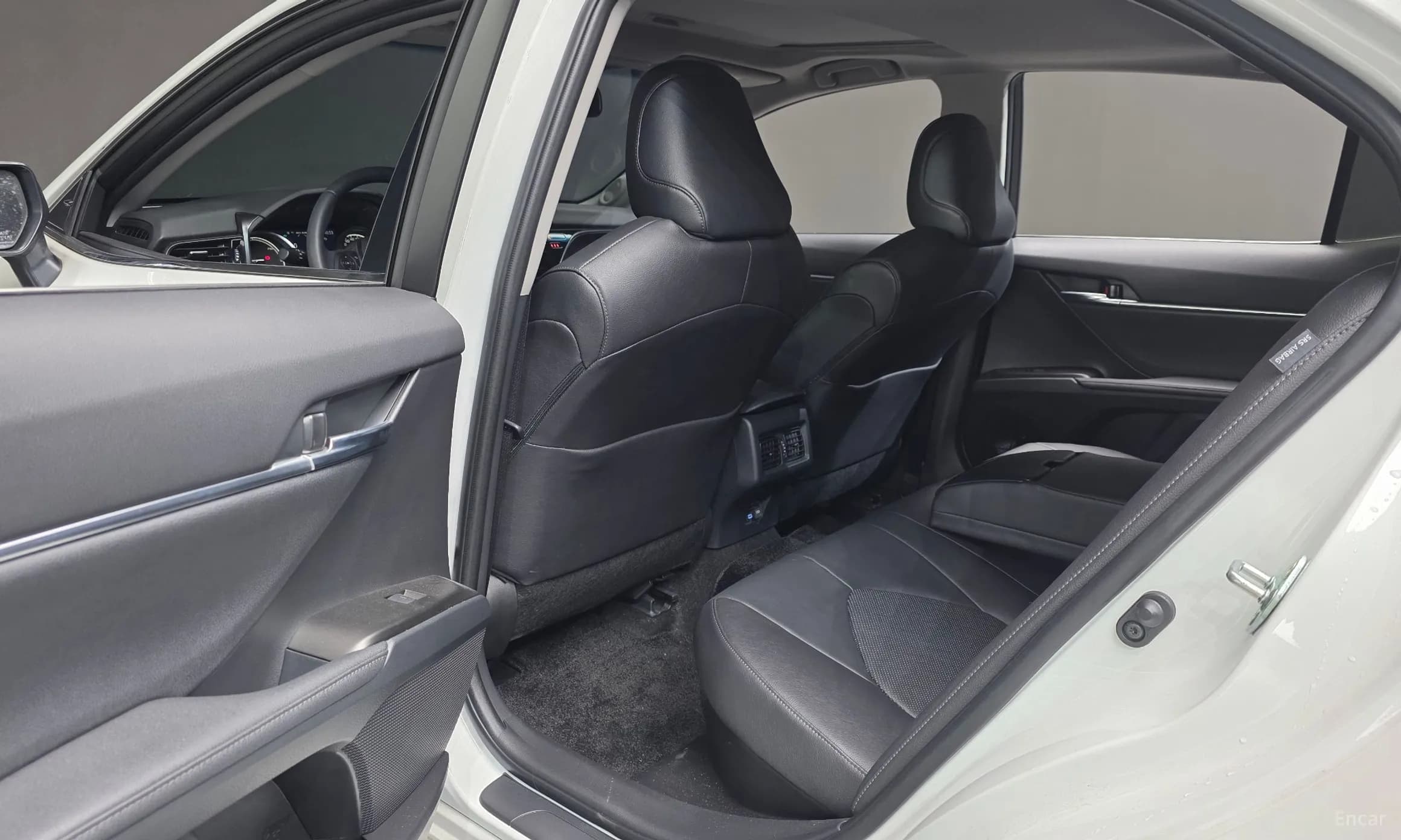 Camry (XV70)