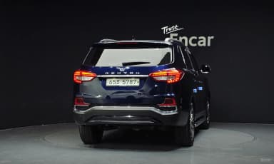G4 Rexton