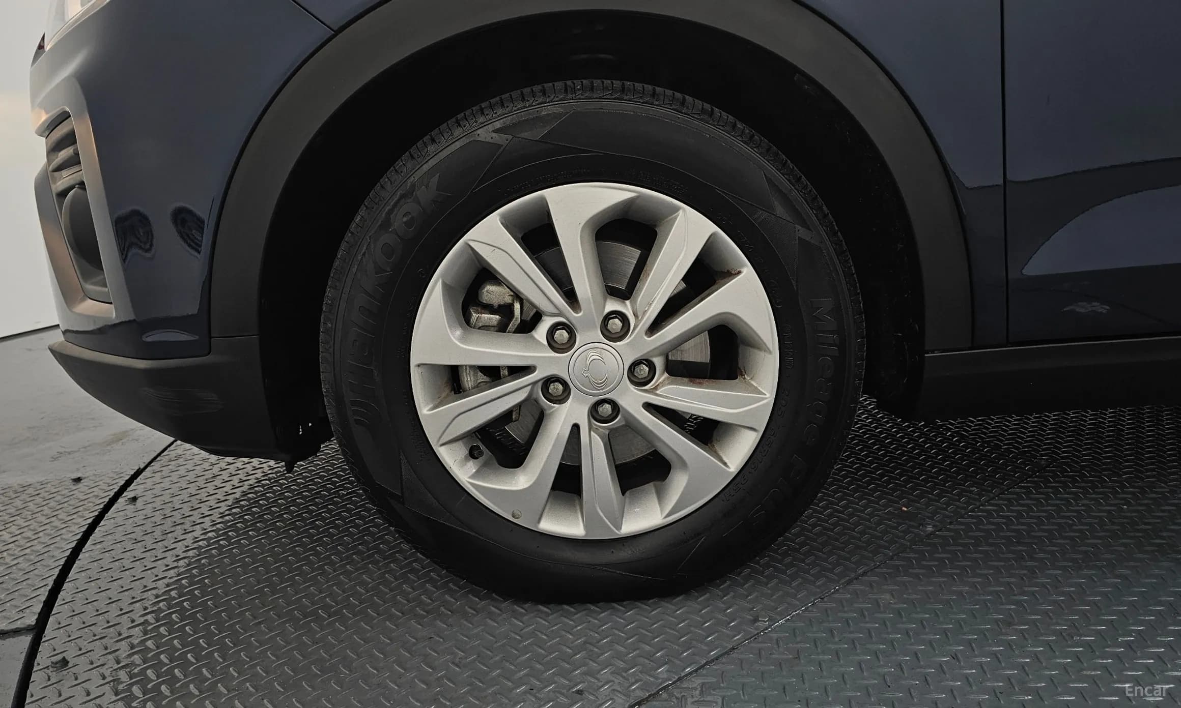 Berry New Tivoli