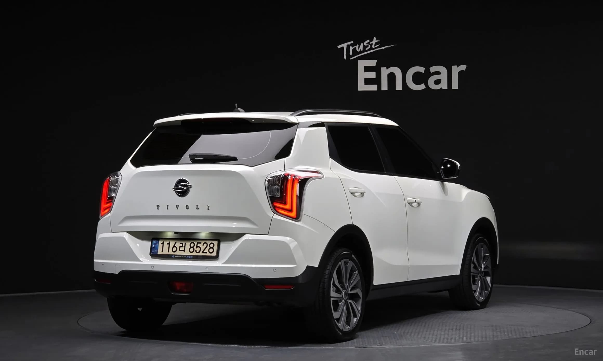 Berry New Tivoli