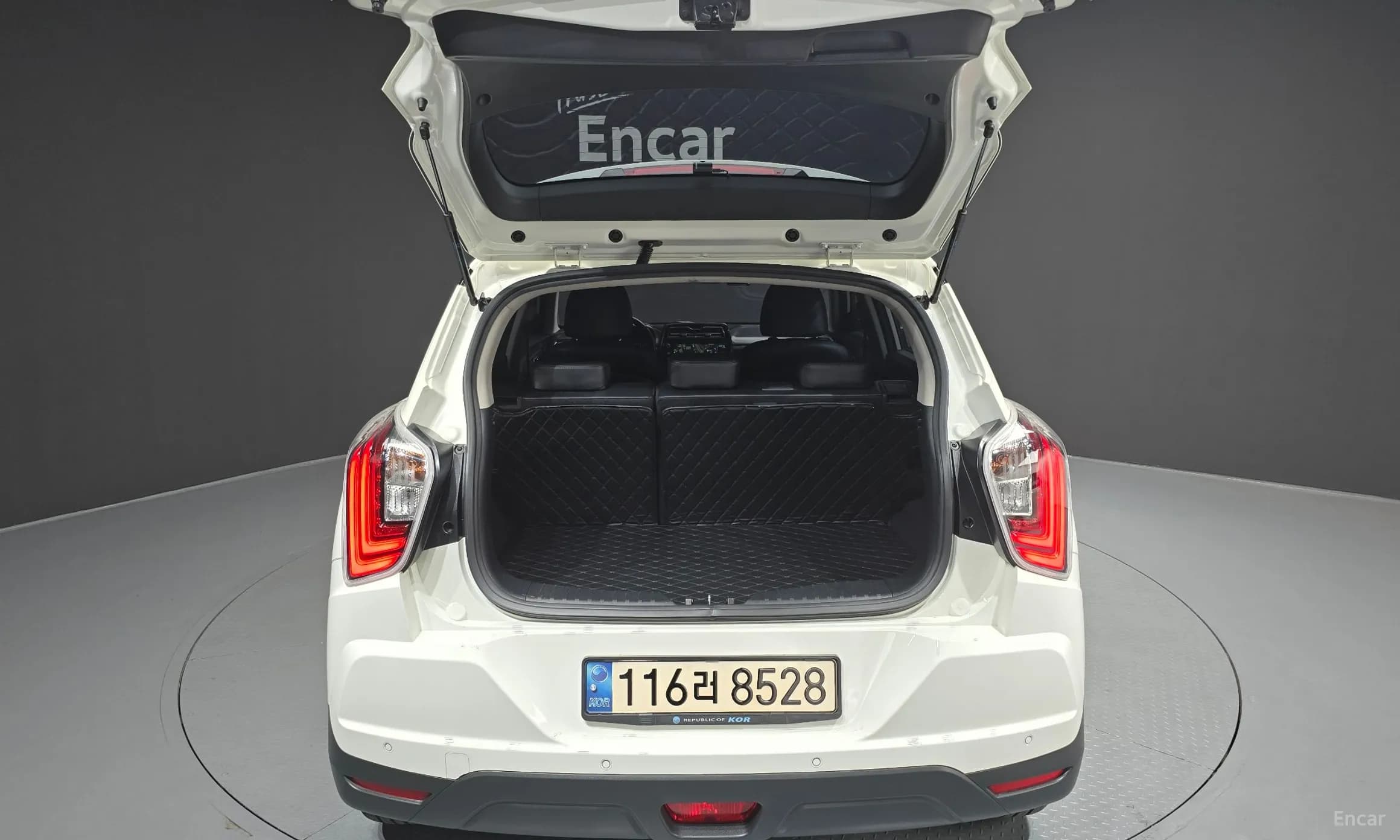 Berry New Tivoli