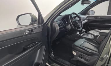 Rexton Sports Khan