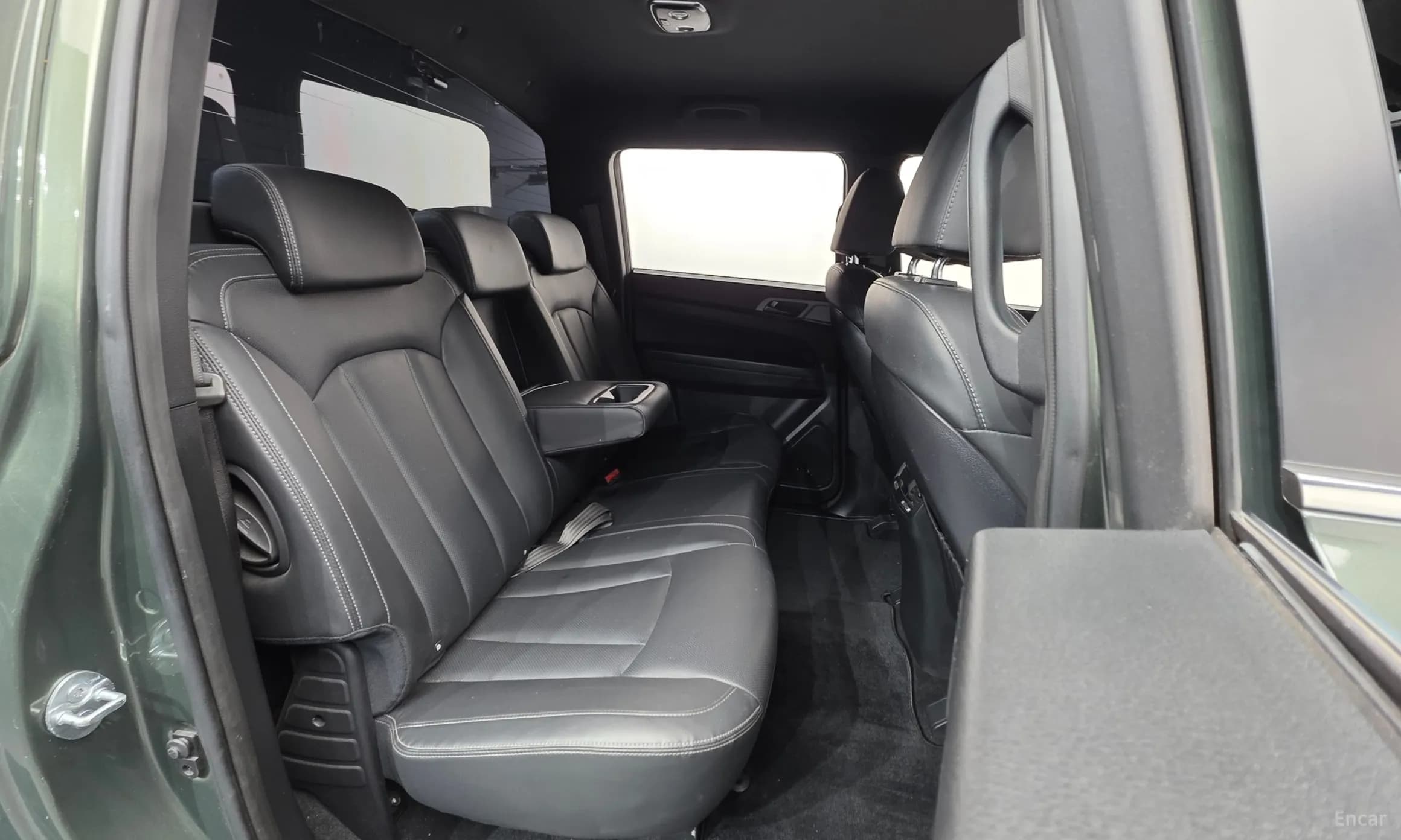 Rexton Sports Khan