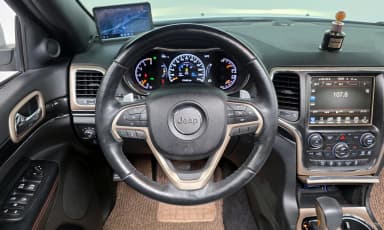 Grand Cherokee