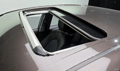 Camry (XV70)