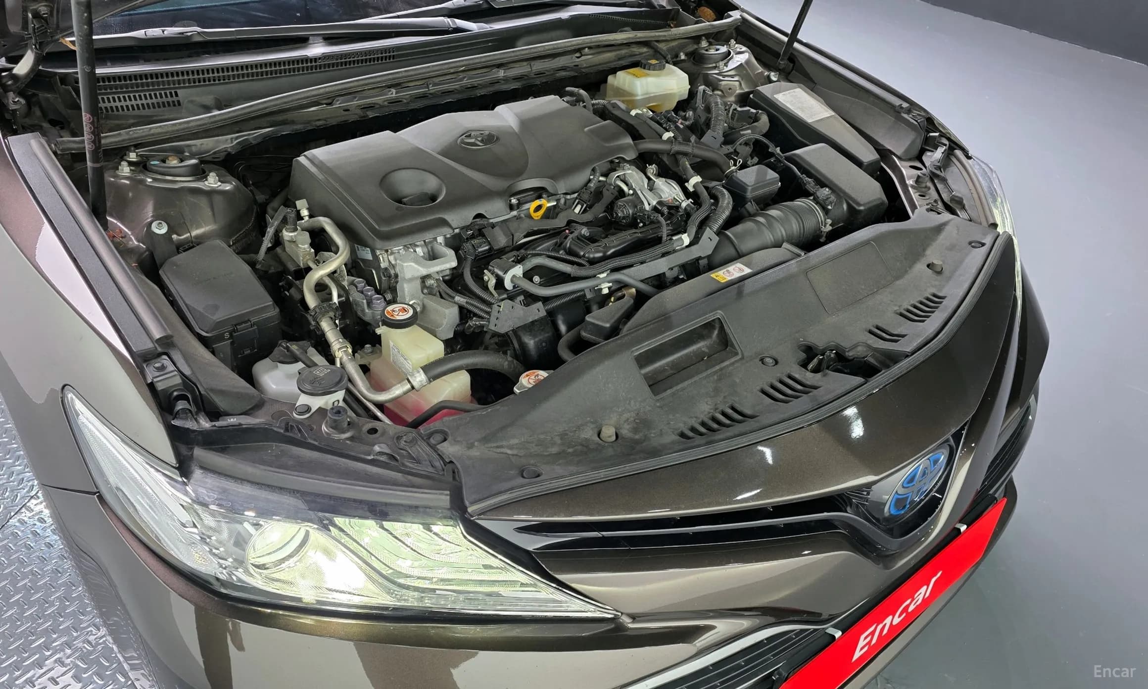Camry (XV70)