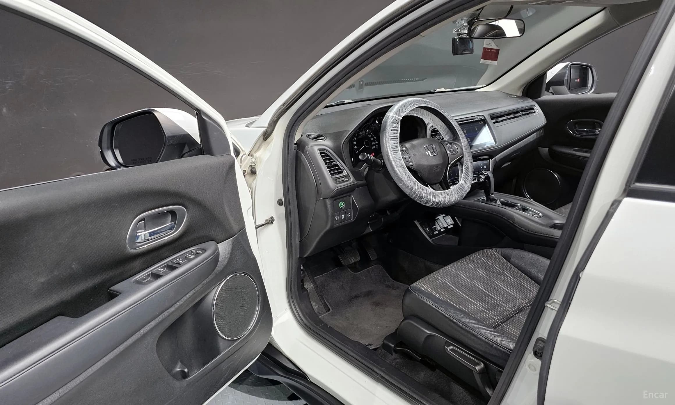 HR-V