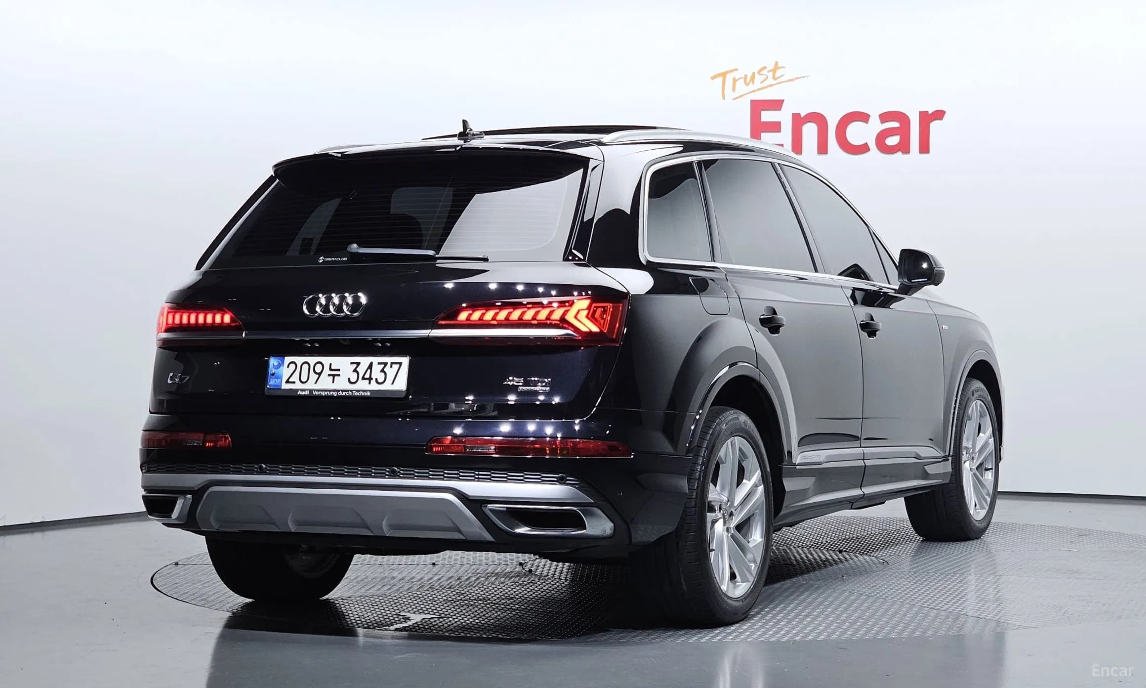Q7 (4M)