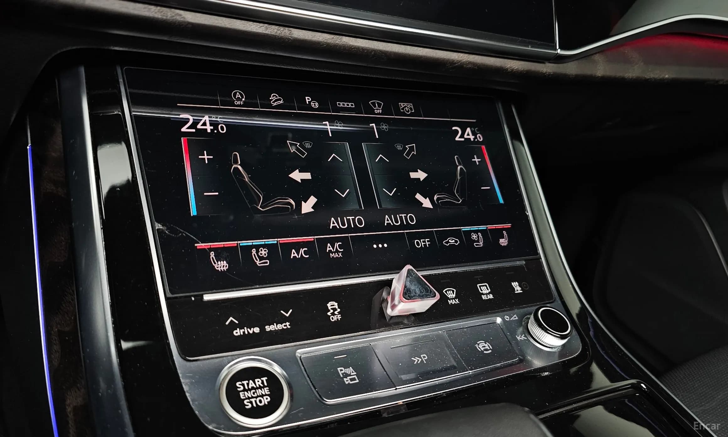 Q7 (4M)
