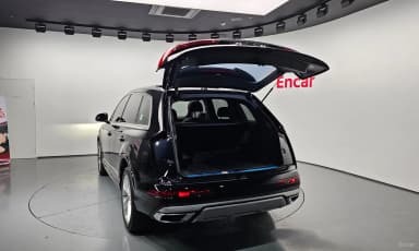 Q7 (4M)