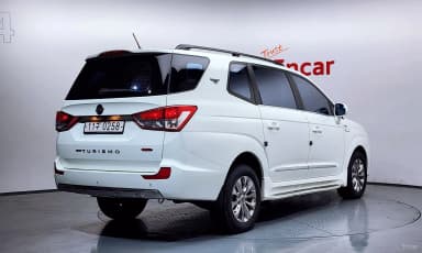 Korando Turismo