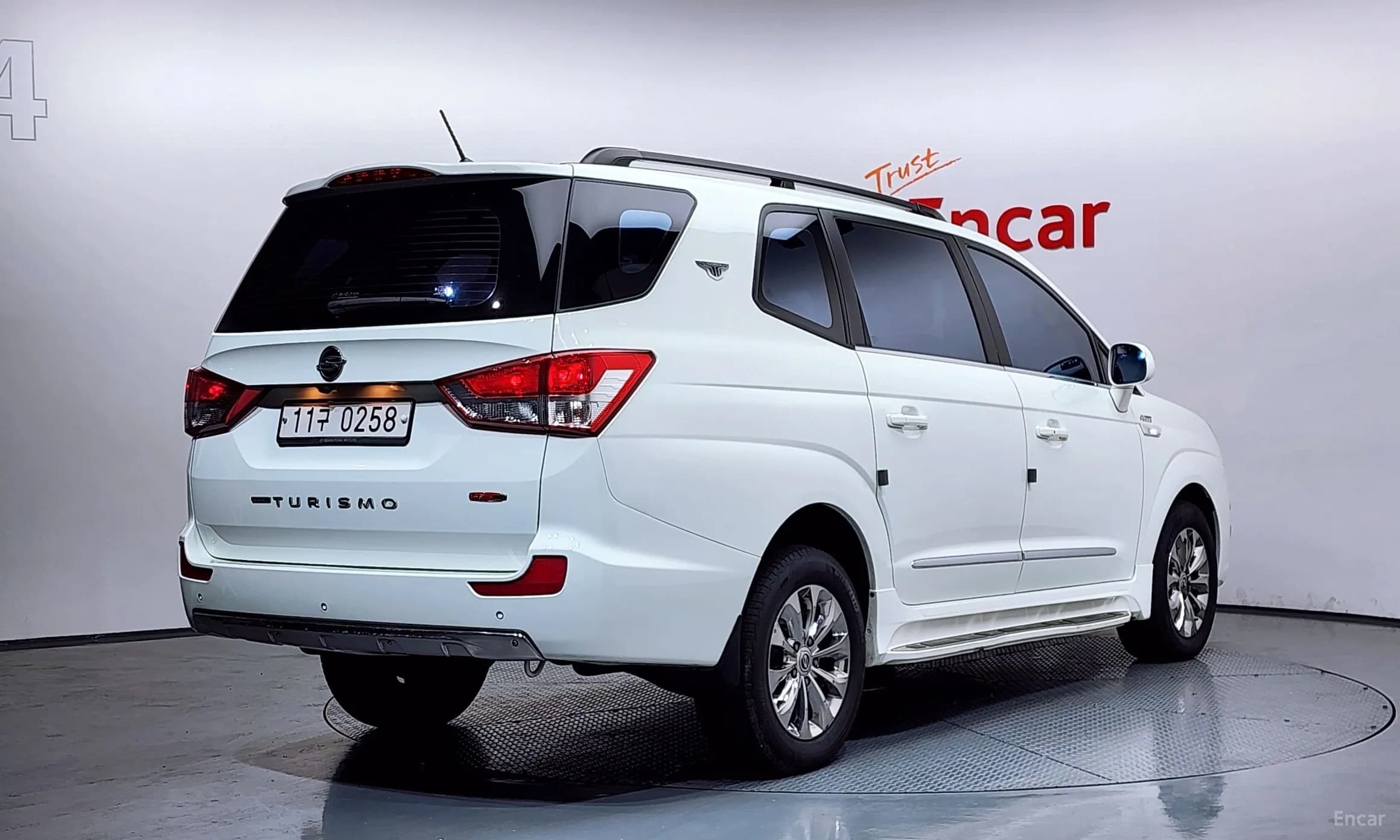 Korando Turismo