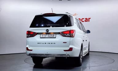 Korando Turismo