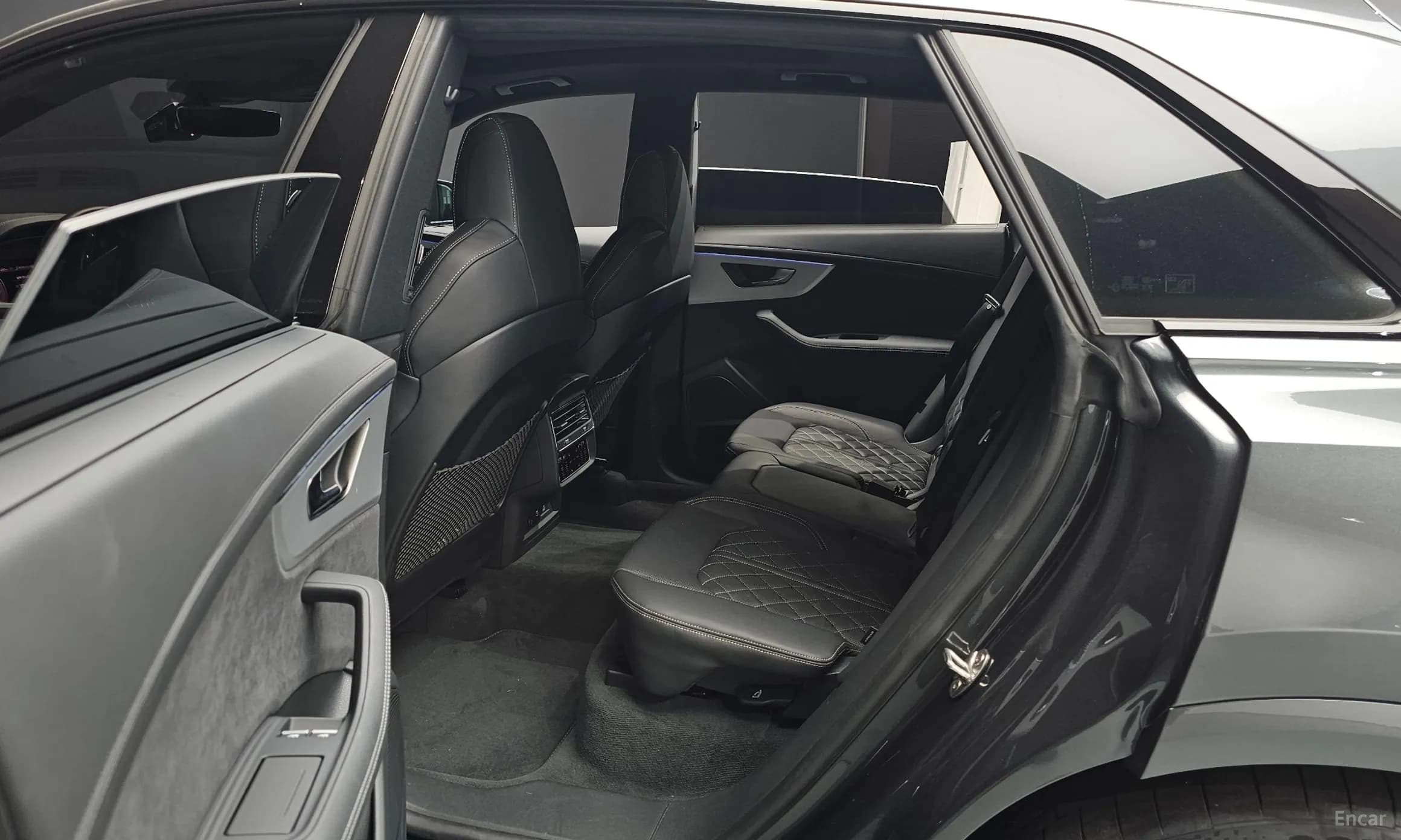 Q8 (4M)
