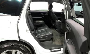 Q7 (4M)