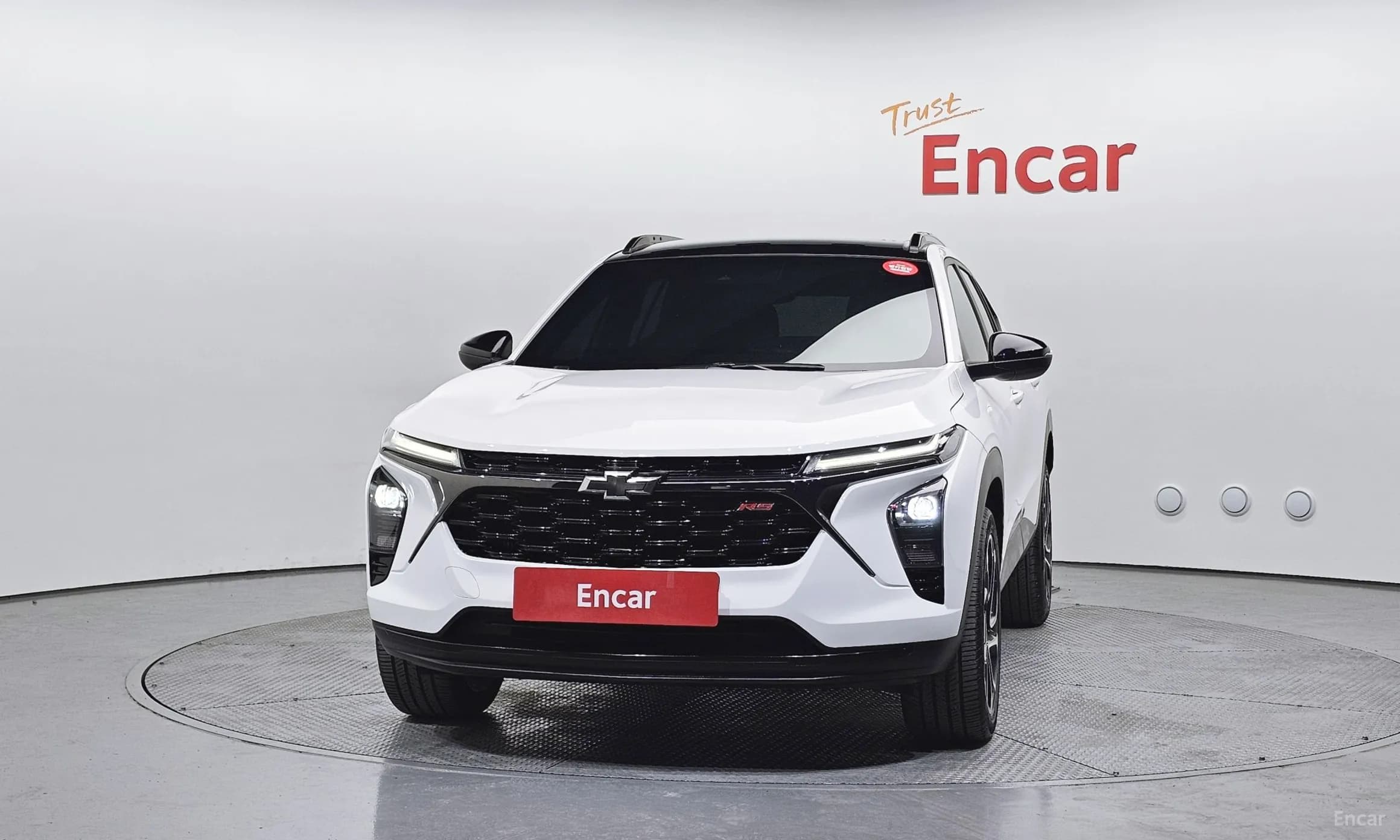 Trax Crossover