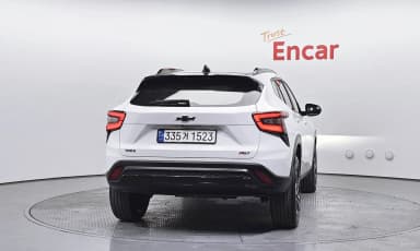 Trax Crossover