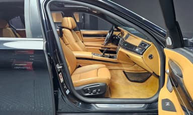 7 Series (F01)