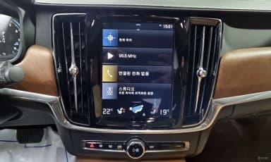 S90