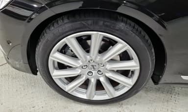 S90