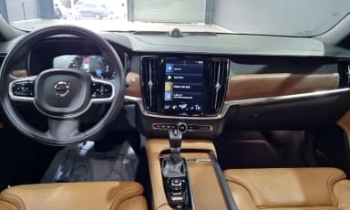 S90