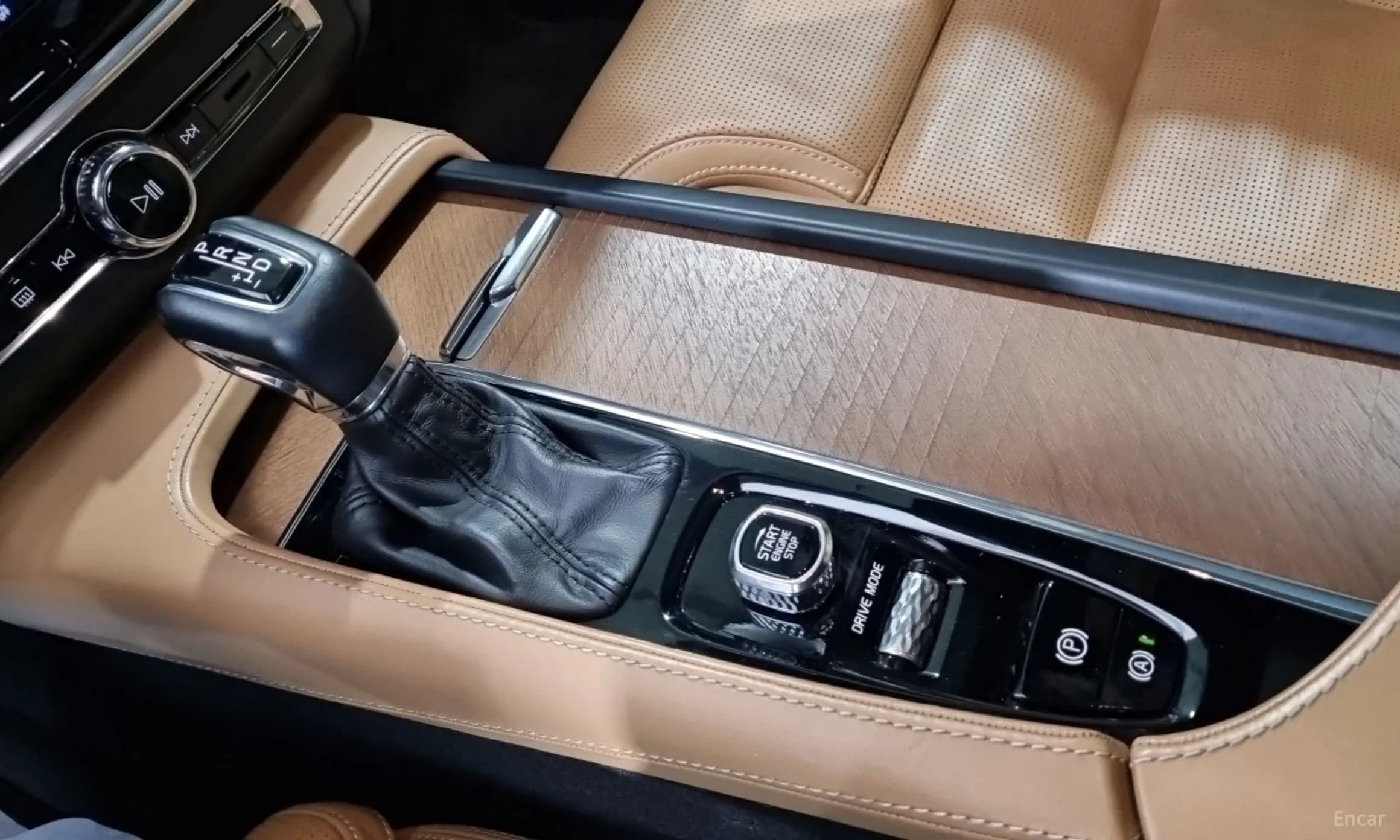 S90