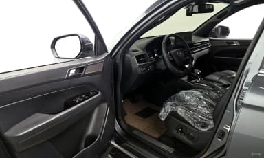 Rexton Sports Khan