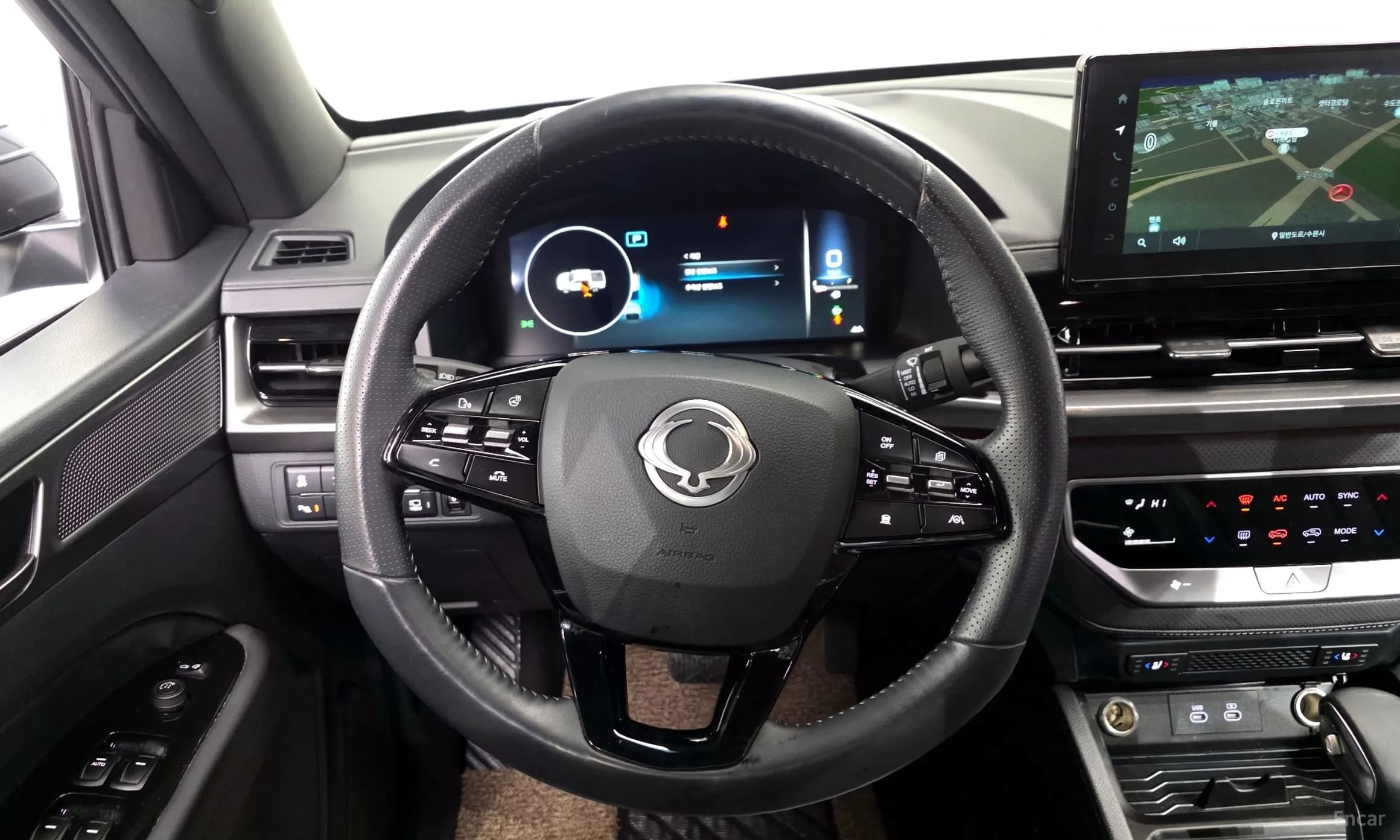 Rexton Sports Khan