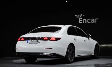 E-Class W214