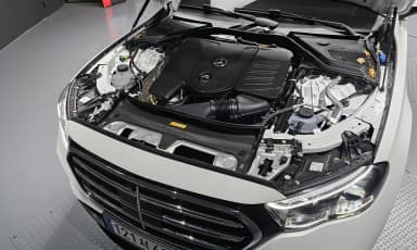E-Class W214