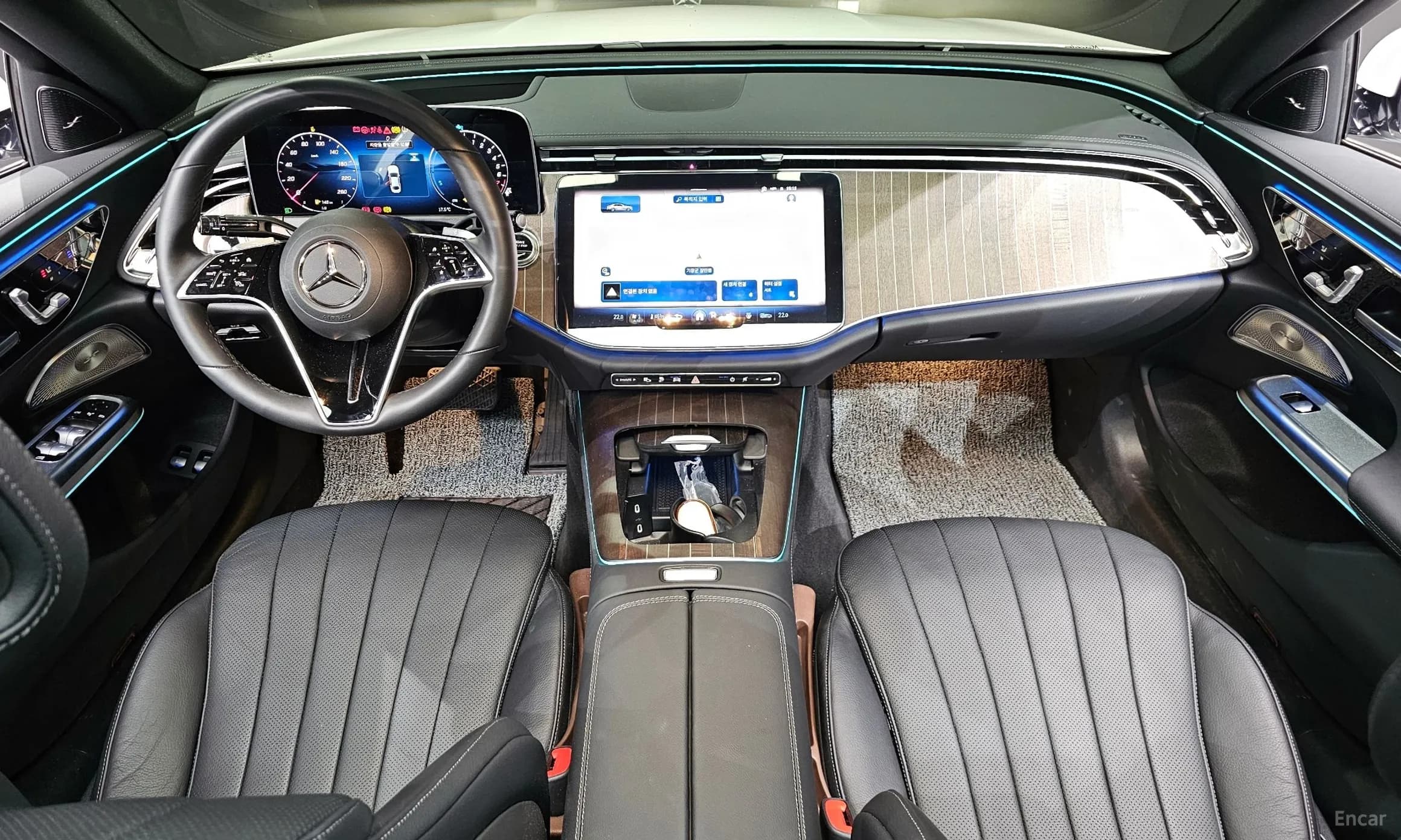 E-Class W214
