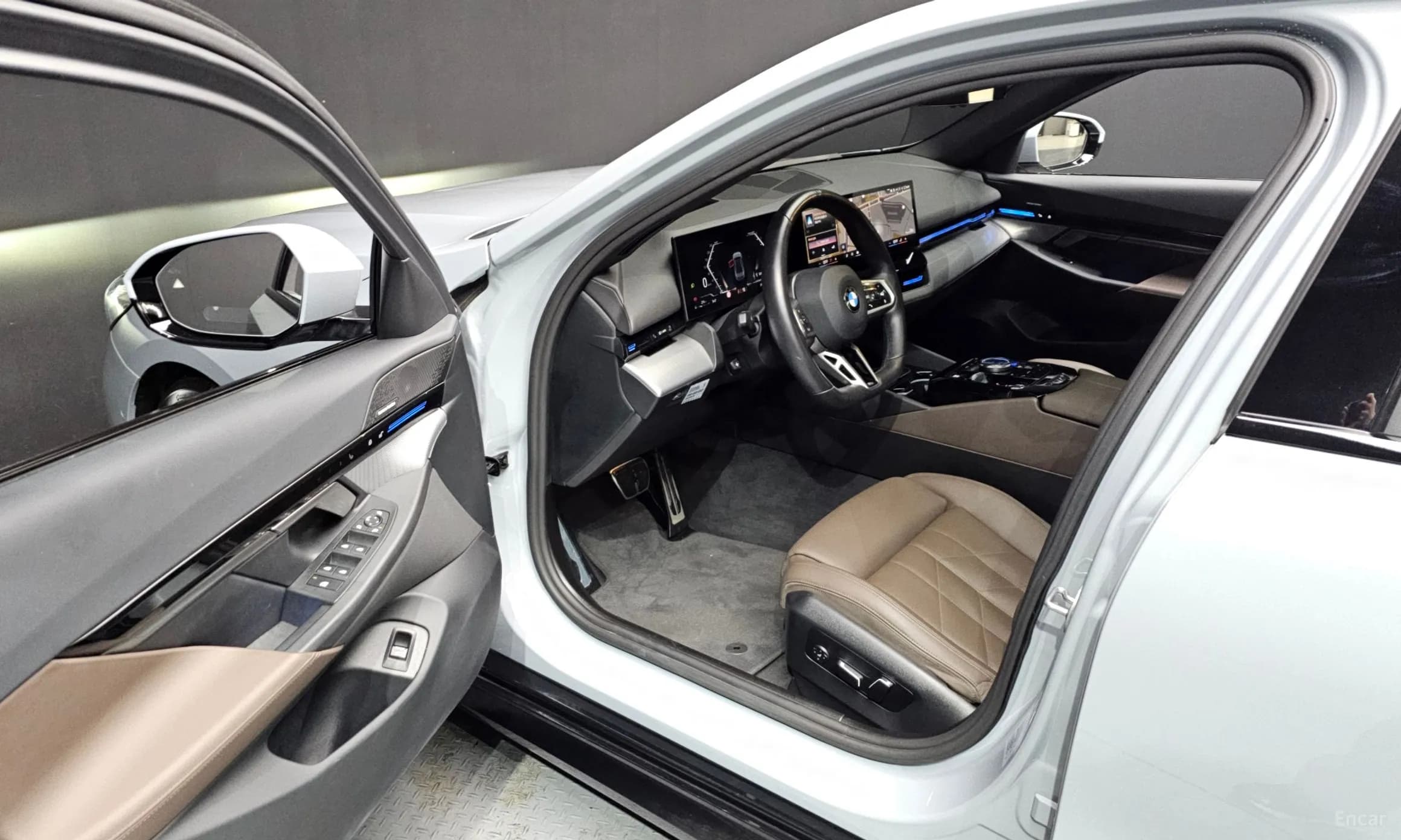 5 Series (G60)
