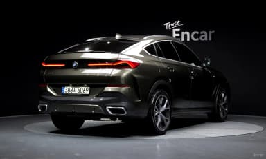 X6 (G06)