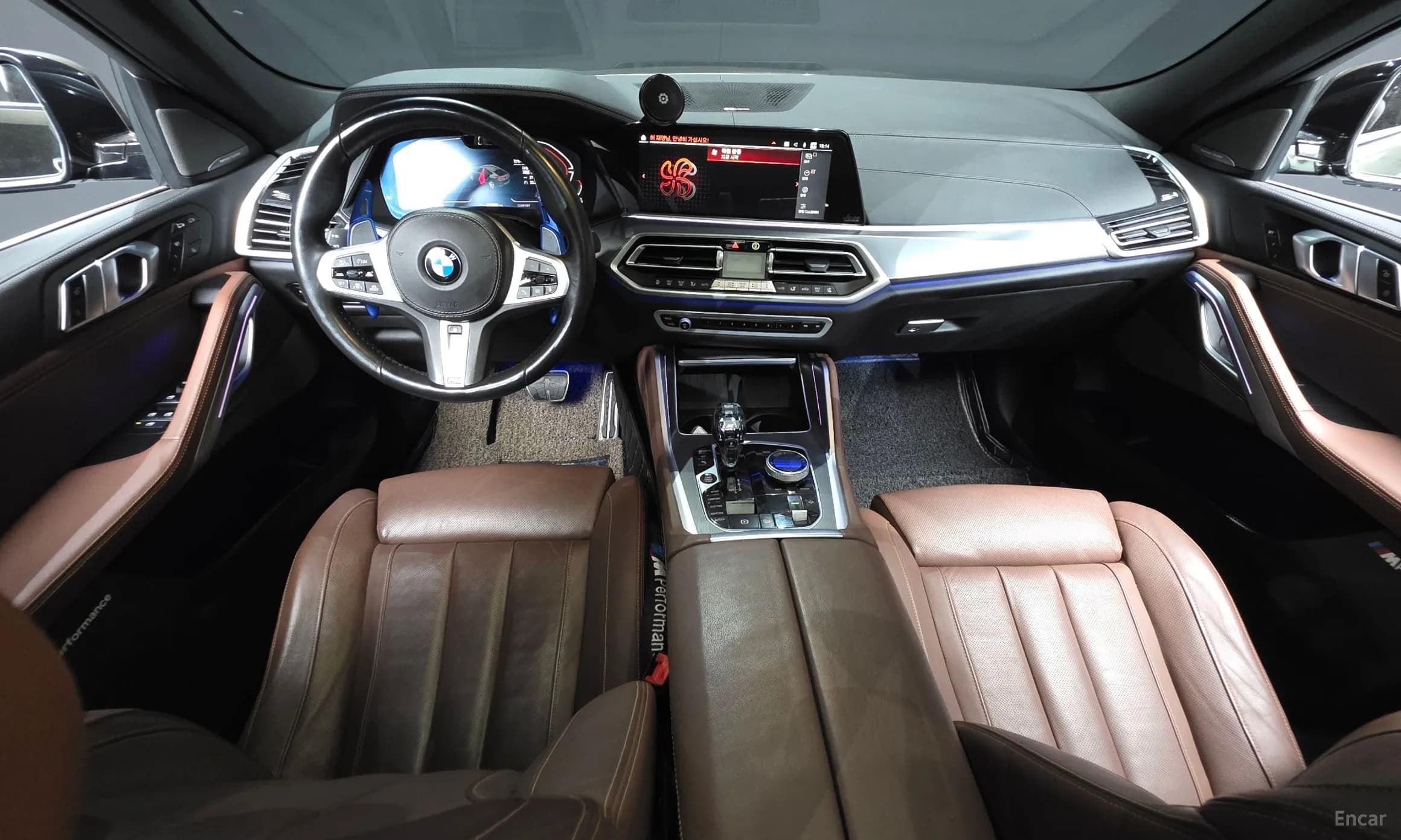 X6 (G06)