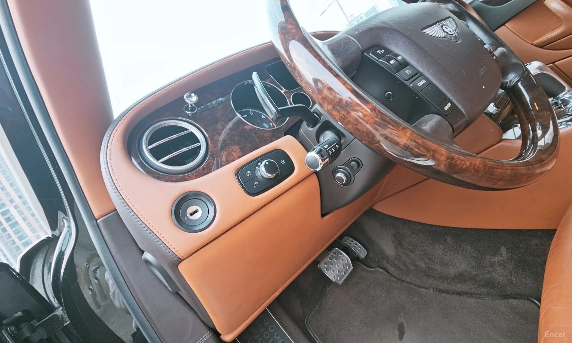 Flying Spur Gen 1
