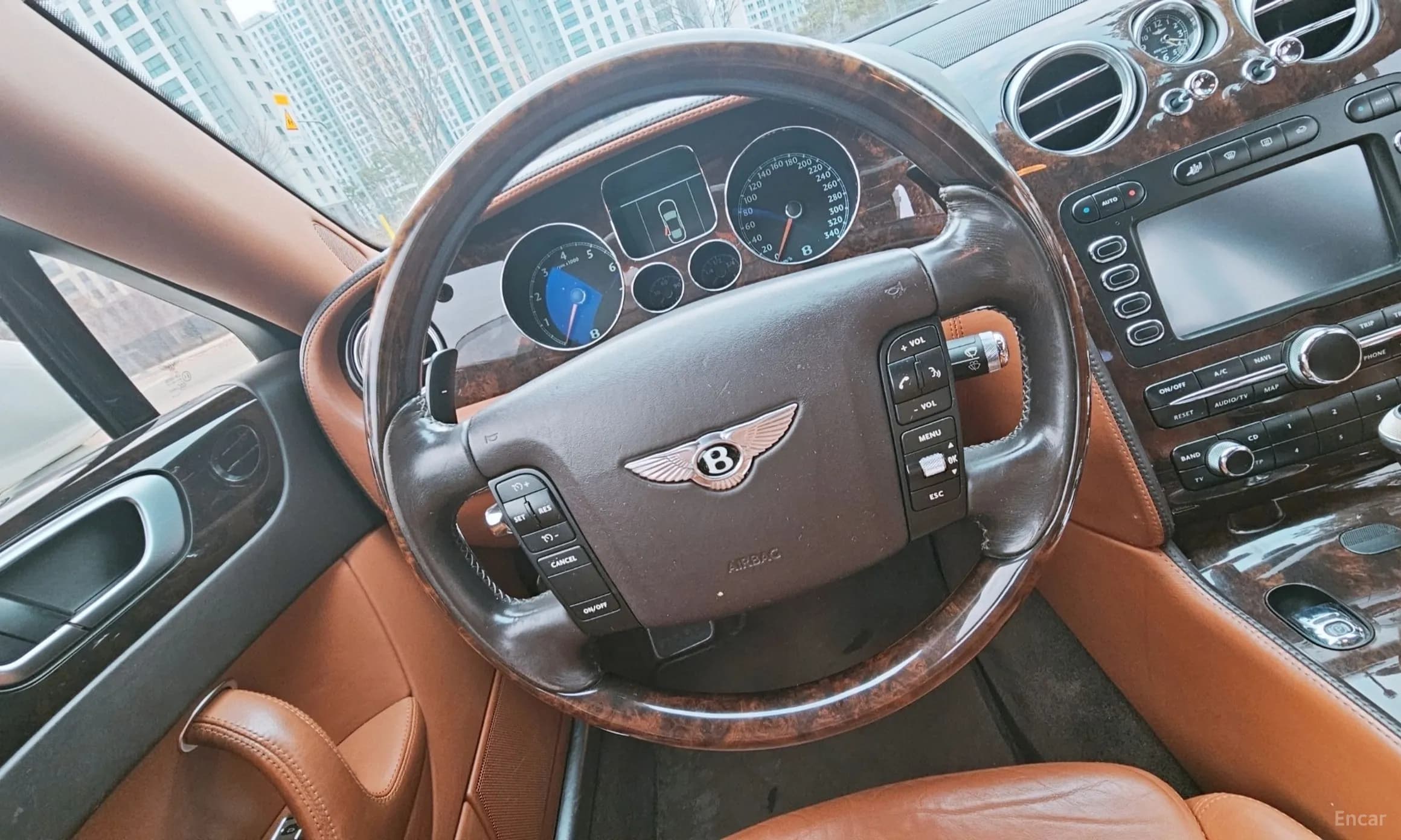 Flying Spur Gen 1