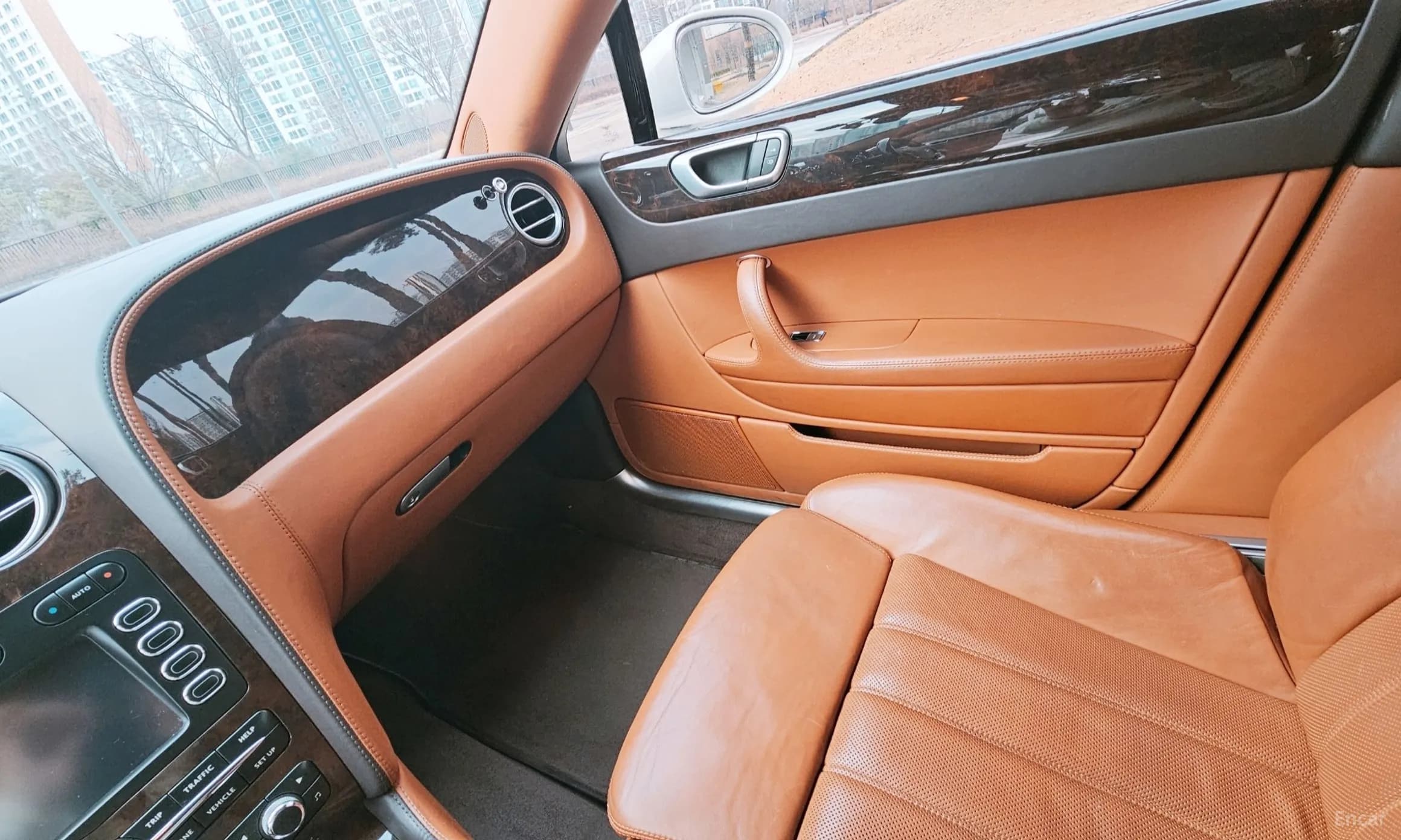 Flying Spur Gen 1