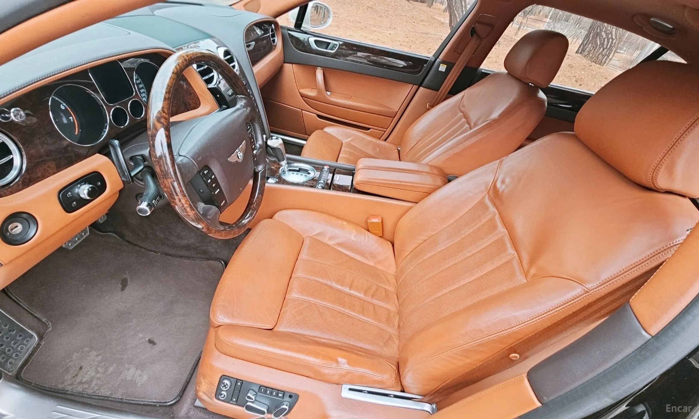 Flying Spur Gen 1