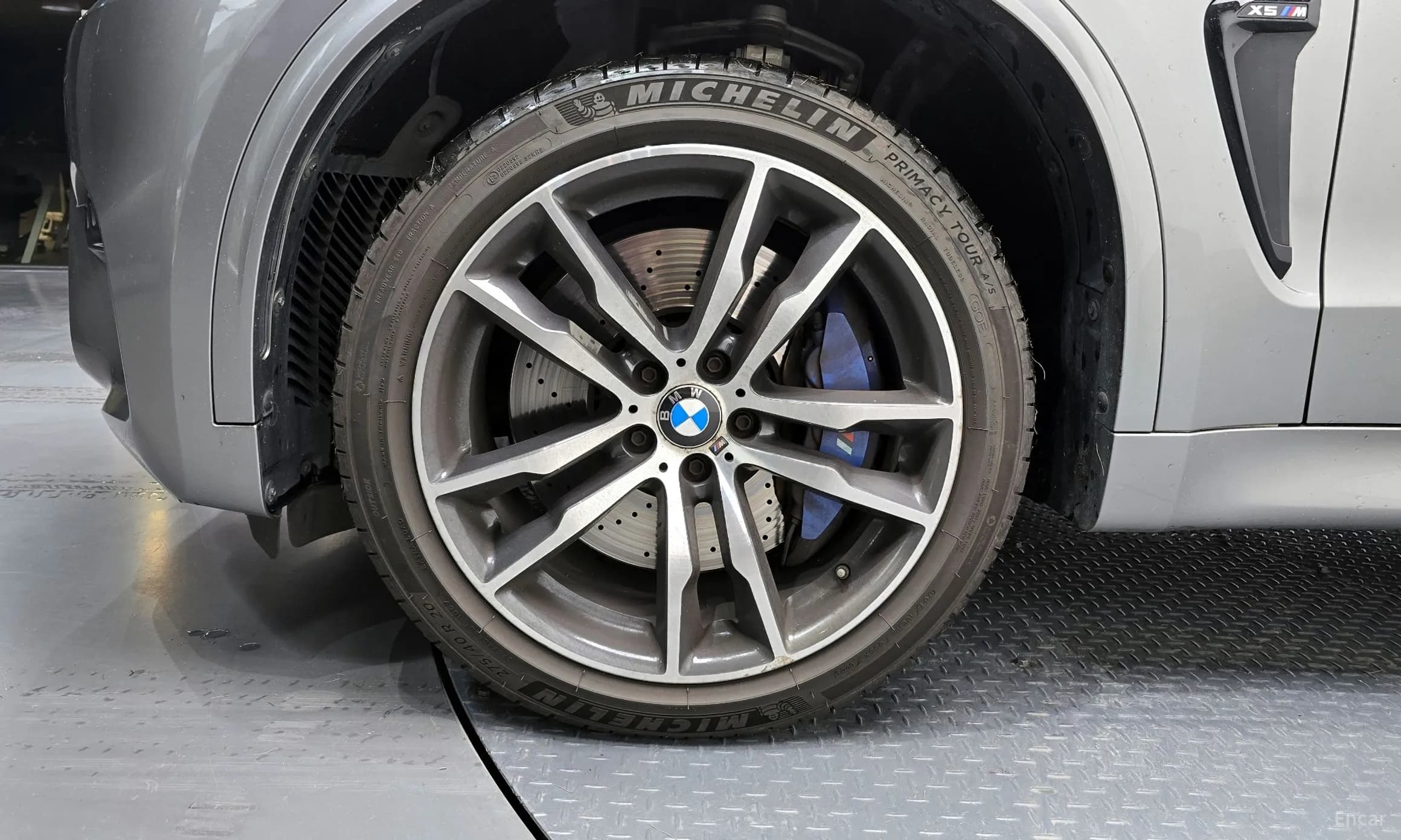 X5M (F15)